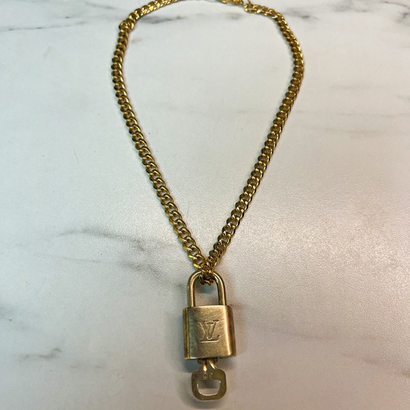 Louis Vuitton Padlock Necklace - Picture 5 of 5